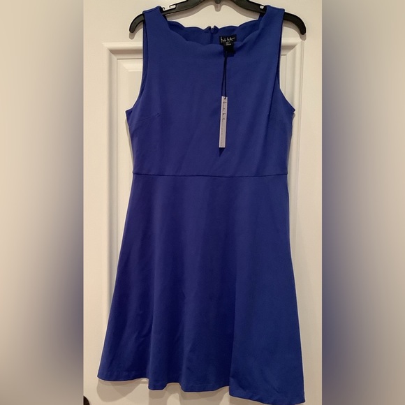 NEW Nicole Miller Blue Fit and Flare Dress Size Large Scalloped Neck Sleeveless - Picture 1 of 10
